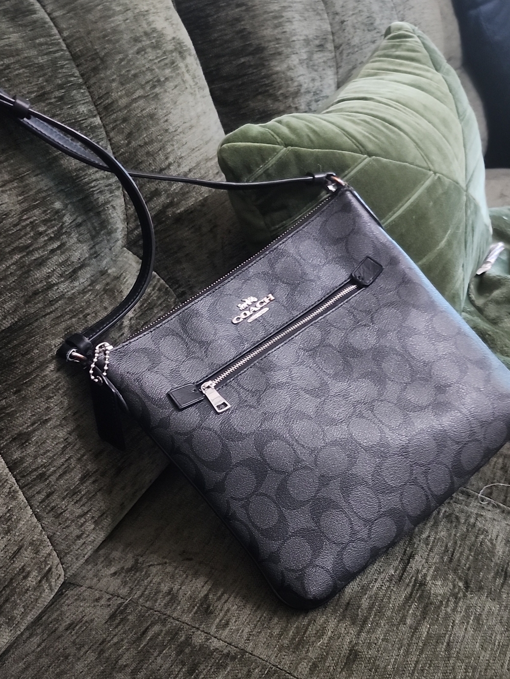 Coach Black Signature Crossbody with Silver Hardware - Picture 11 of 15
